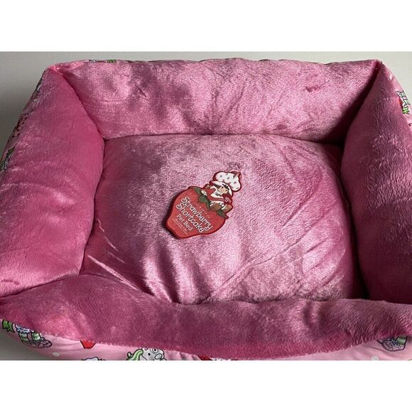 Strawberry Shortcake Small Dog Cat Pet Bed 20 X 16 X 6 Inches Pink Nesting NEW - Picture 13 of 15